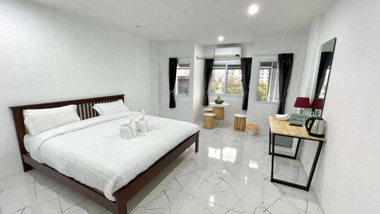Little Seoul Hotel Chiang Mai Eksteriør billede